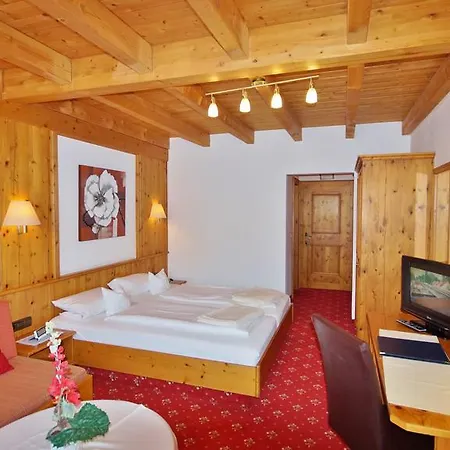 Schwarzenbergs Traube 4*