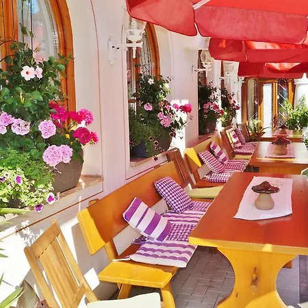 Schwarzenbergs Traube Glottertal