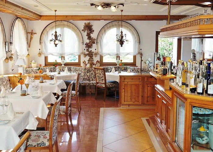 酒店 希瓦增贝格特劳贝酒店 4*